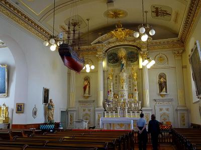 L’église Notre-Dame-des-Victoires Français